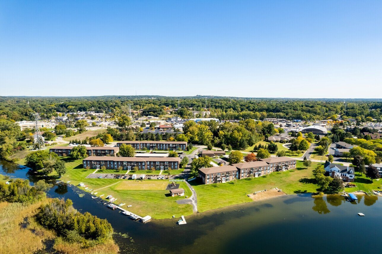 Greens Lake Apartments